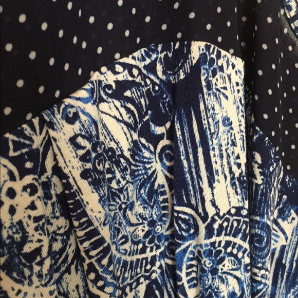 Dress Barn mixed media tank - Picture 3 of 4